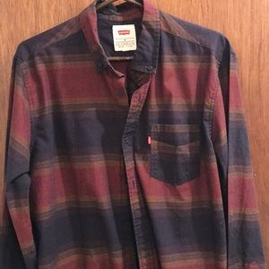 Levi’s Long Sleeve Button Down Size M